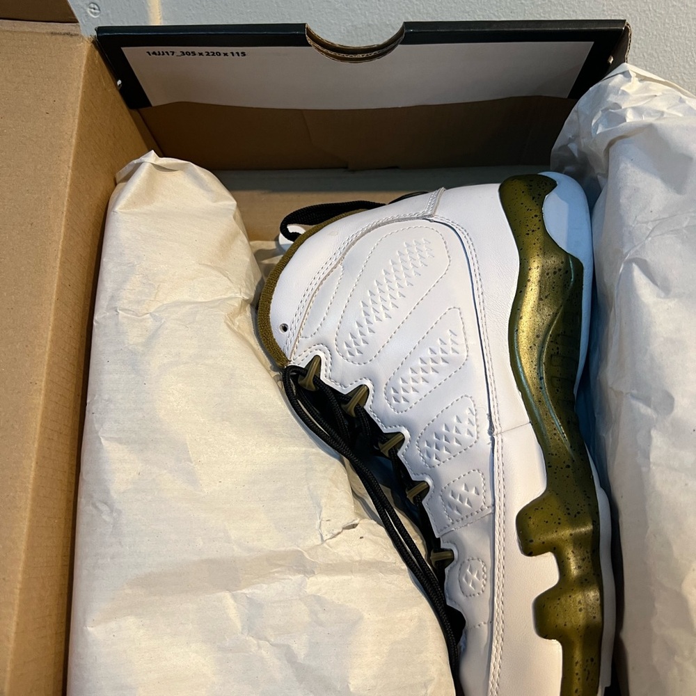 Jordan Men's White and Black Sneakers with Olive Green Accents